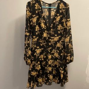 Fall dress. Never worn . Size large